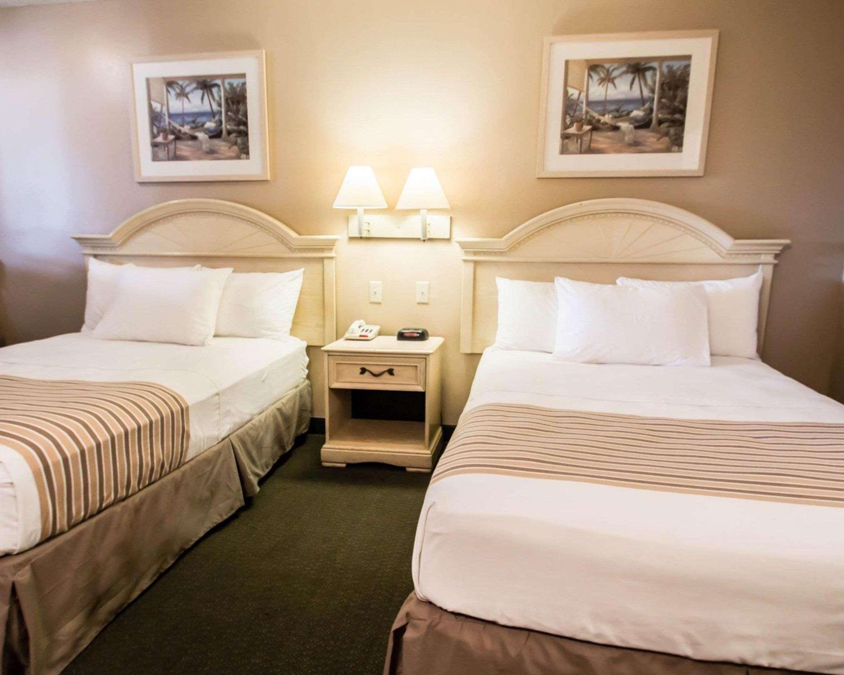 Rodeway Inn Forest City Eksteriør bilde